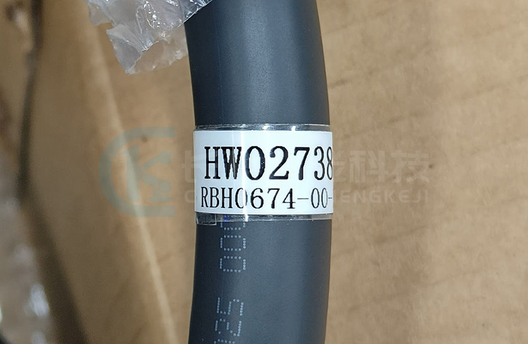 YASKAWA安川機(jī)器人動力線纜HW0273813-15 YASKAWA安川機(jī)器人動力線纜HW0273813-15